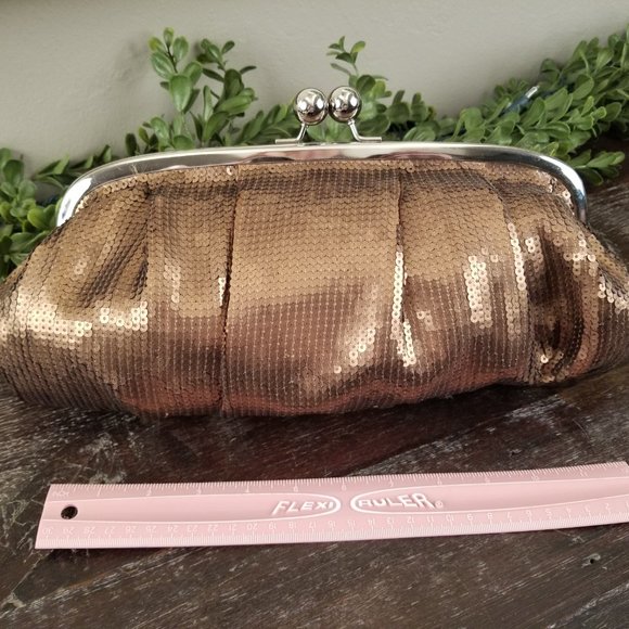 Vintage Style Large Bronze Sequin Cocktail Purse with Kisslock Closure - Picture 10 of 10